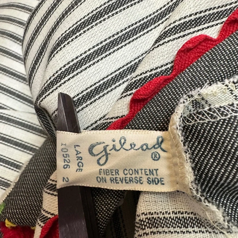 Vintage Gilead Striped Duster Robe Grey Red Ric Rac Floral Embroidery Large USA